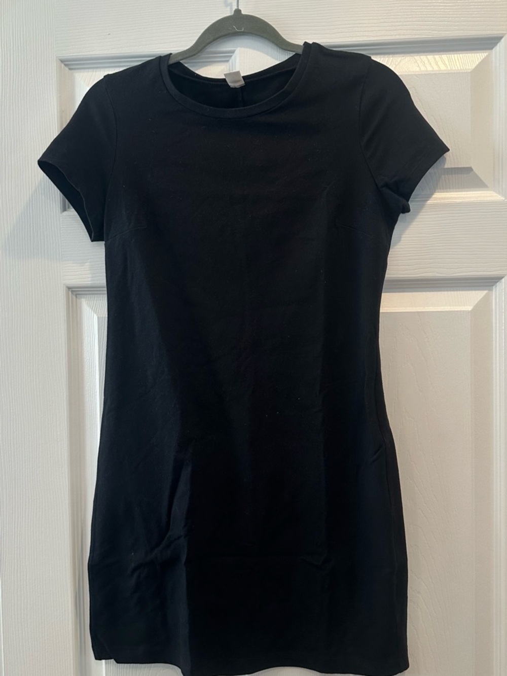 2 Old Navy Black and Gray Short Sleeve Mini Dress bundle